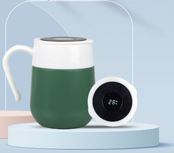 Insulated Mug with Temperature Display
