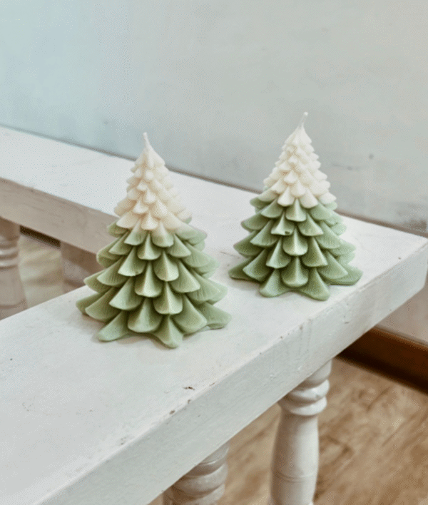 Scented Tree With Snow Candle
